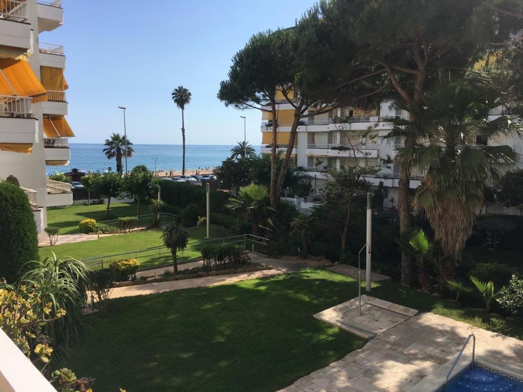 Appartement Romantico Piso De La Playa Fenals à Lloret de Mar Extérieur photo