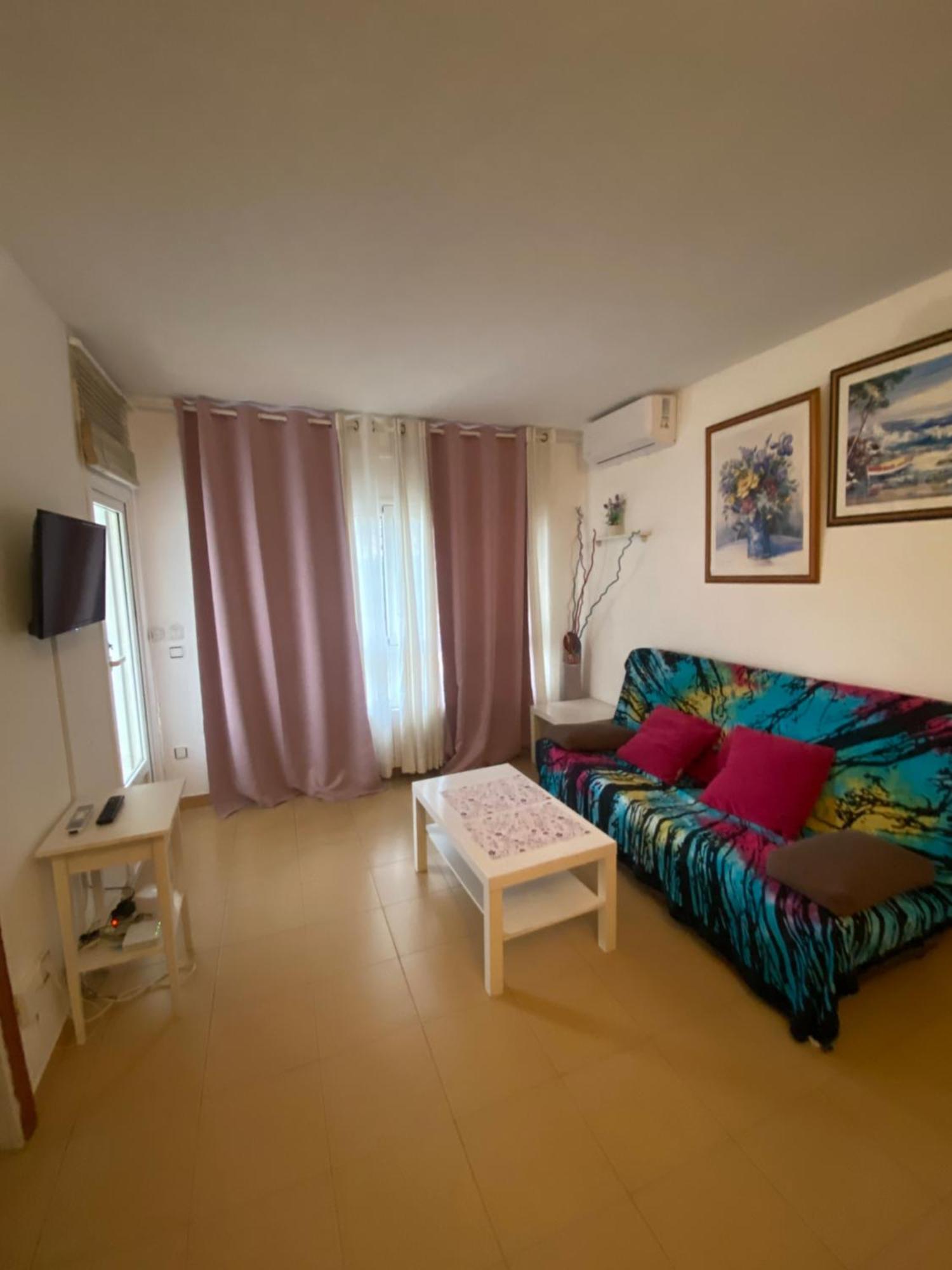 Appartement Romantico Piso De La Playa Fenals à Lloret de Mar Extérieur photo
